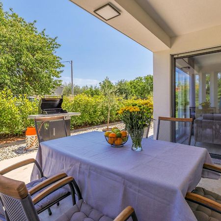 Holiday Home Villa Essea By Interhome Kanfanar Exterior photo